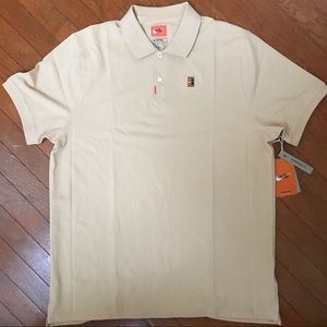 THE NIKE POLO STANDARD ARCHIVE RETRO LOGO TENNIS